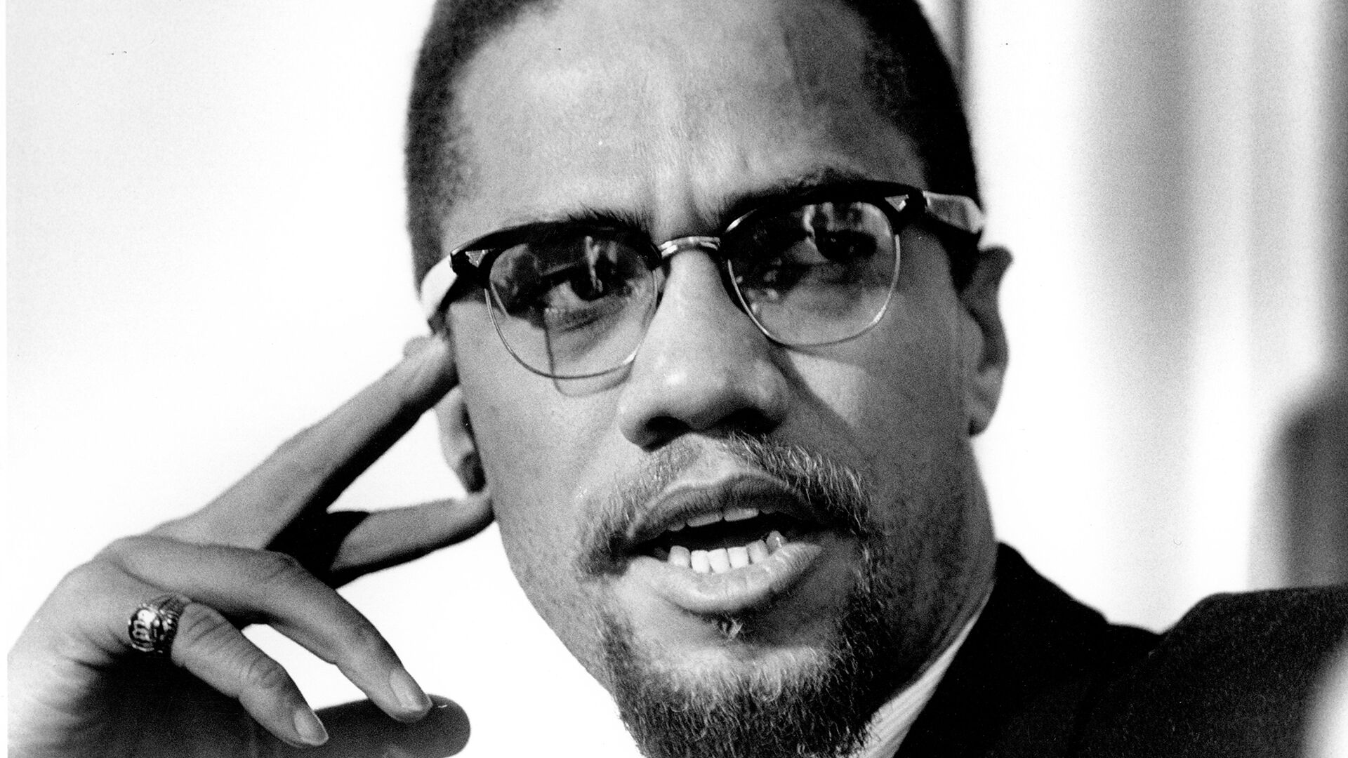 Malcolm X was a &#8216;gay for pay&#8217; hustler in his youth
