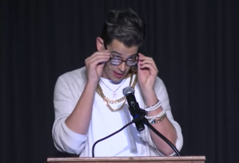 Milo Yiannopoulos harasses transgender student on stage in Milwaukee