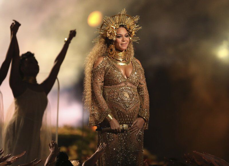 Beyoncé sticks it to Trump by voicing support for students after trans ...