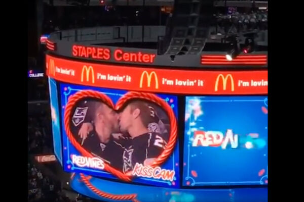 Hockey commentator makes non-apology for homophobic kiss cam &#8216;joke&#8217;