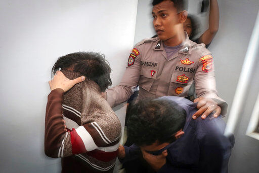 Shariah court sentences gay lovers to public caning