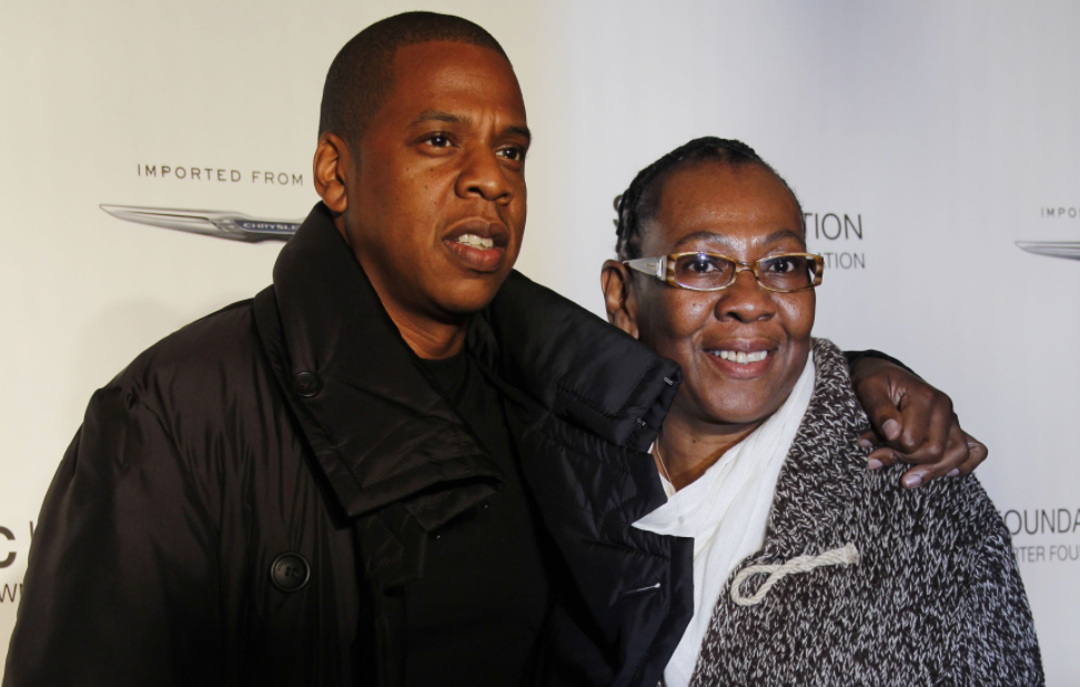 Jay-Z&#8217;s mom comes out as a lesbian in new duet &#8216;Smile&#8217;