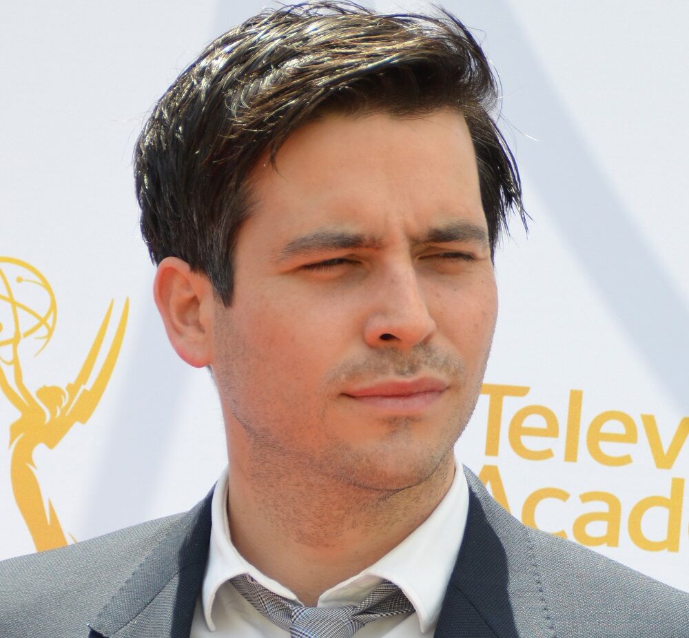 Downton Abbey actor Robert James Collier doesn t want to play gay