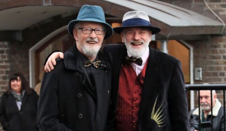 Two straight men got married to avoid paying higher taxes &#038; that&#8217;s okay