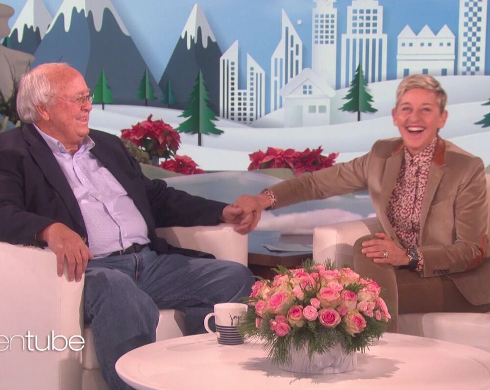 Ellen talks to a dad who stood up for his lesbian daughter