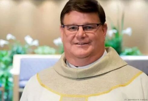 This gay priest came out at mass & got a standing ovation