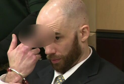 Man who murdered gay couple flipped off the victims’ families as he was sentenced to death