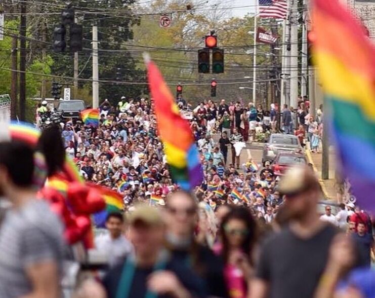 3000 people showed up to celebrate Pride in the Mississippi town that banned it