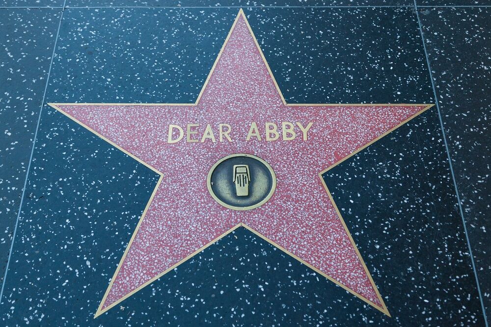 Dear Abby&#8217;s advice to a mom who can&#8217;t accept her lesbian daughter is just what she needs to hear