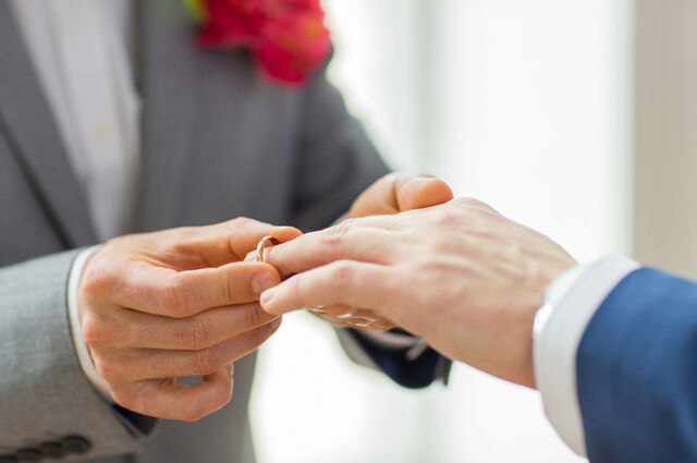 Can marriage have a positive effect on healthcare for gay men?
