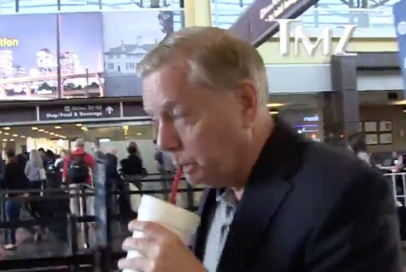 Lindsey-Graham-sucks Republican Senator Lindsey Graham denying that he is gay to a reporter in Washington National Airport.