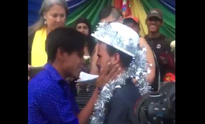 14 LGBTQ Couples From The Migrant Caravan Just Got Married In Mexico   Marriage Tijuana 