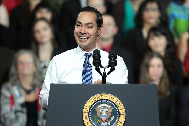 Can Julián Castro distinguish himself in a crowded Democratic presidential race?