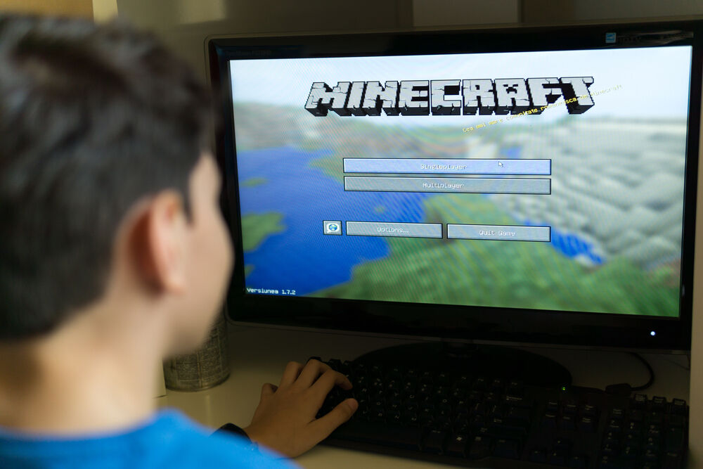 The Minecraft creator went on a transphobic rant &#038; Twitter wasn&#8217;t having it