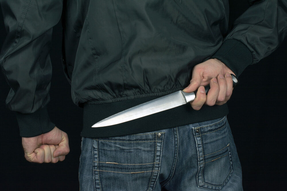 Knife-wielding gang &#8220;hunt&#8221; gay men in local park