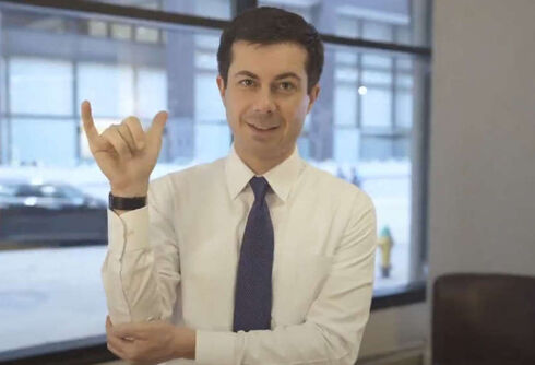 Pete Buttigieg’s ASL video thanking a deaf supporter has made history and gone viral