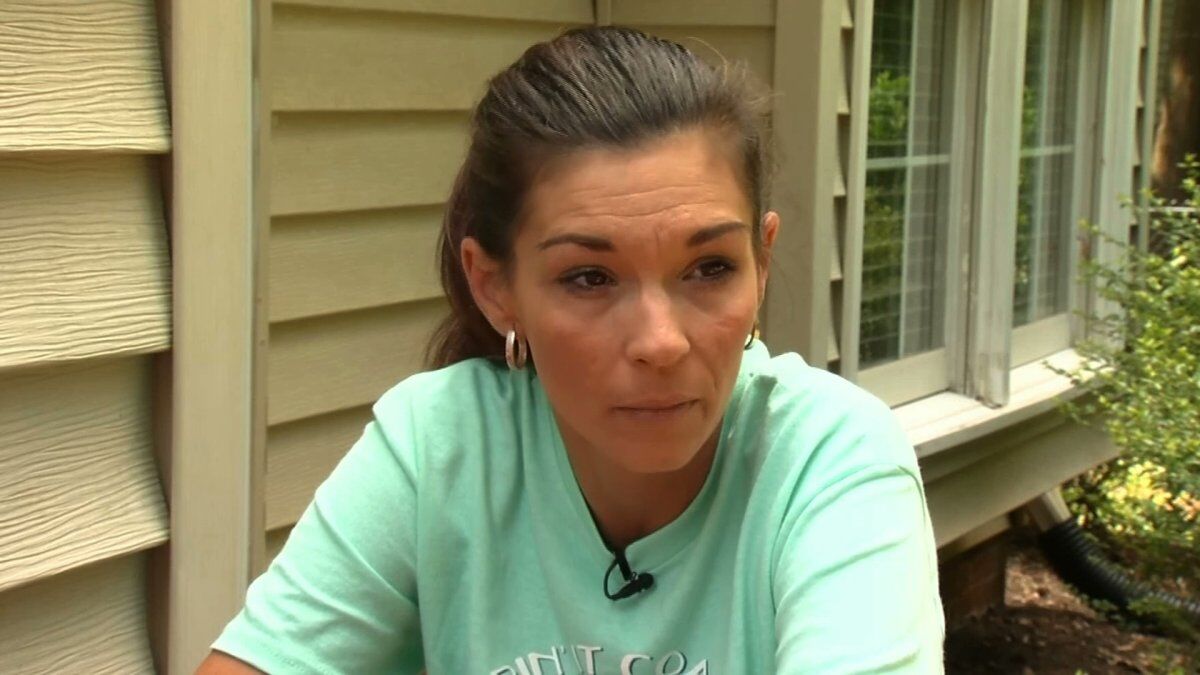 Mom arrested for confronting her son’s homophobic bullies at school