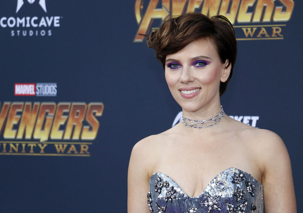 Scarlett Johansson, transgender, acting roles