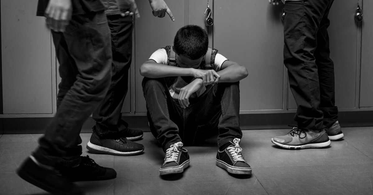 Anti-LGBTQ+ hate is rising in Western nations both on & offline - LGBTQ Nation