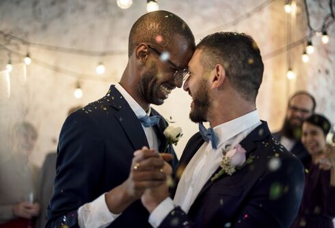 Queers descend upon this romantic Pacific Northwest city to re-tie the knot