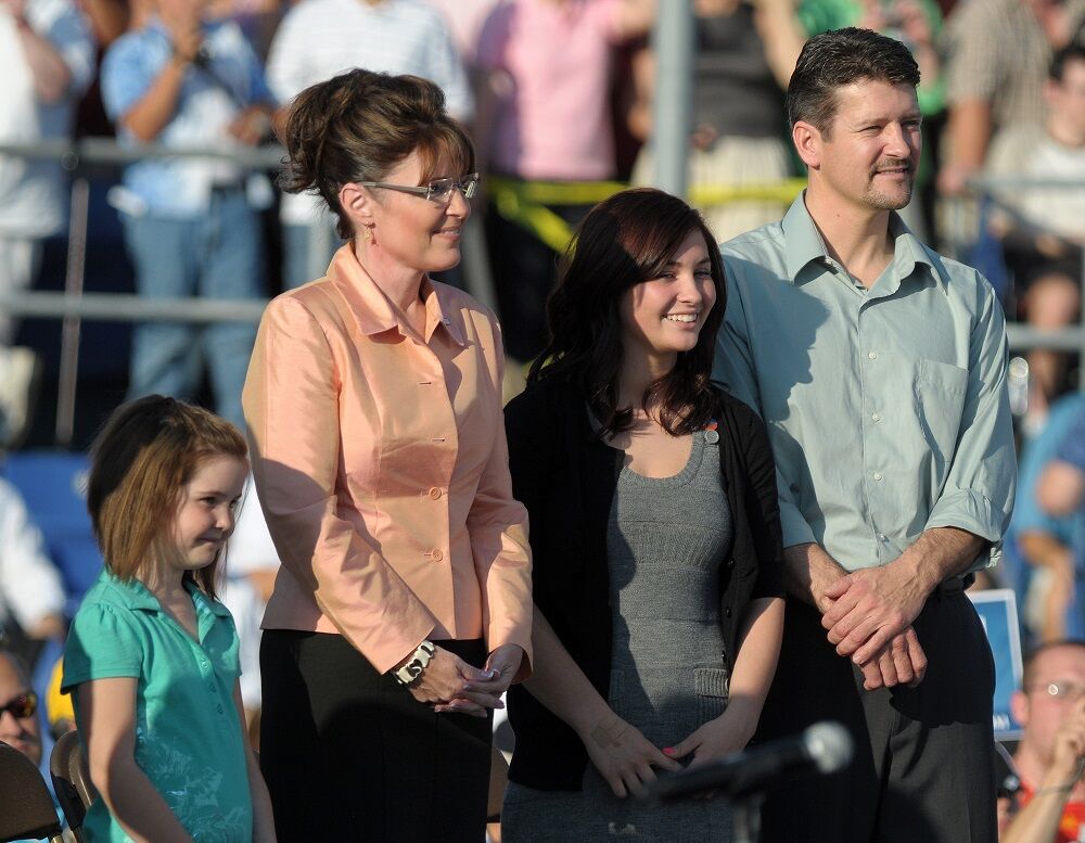 Vice Presidential candidate Sarah Palin and her family campaign in Washington, PA, August 30, 2008, with her husband Todd and two of their children.