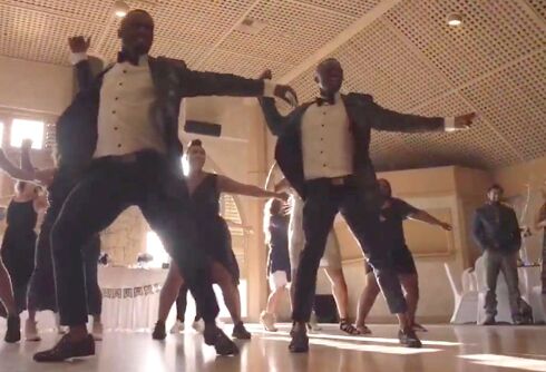 Gay newlyweds slayed an unforgettable flash mob dance & went viral