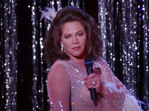 Kathleen Turner played Helena Handbasket (aka. Chandler's Dad) in the '90s sitcom 