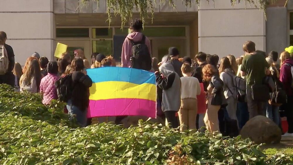 Students hold walkout to protest their school&#8217;s Chick-fil-A food truck