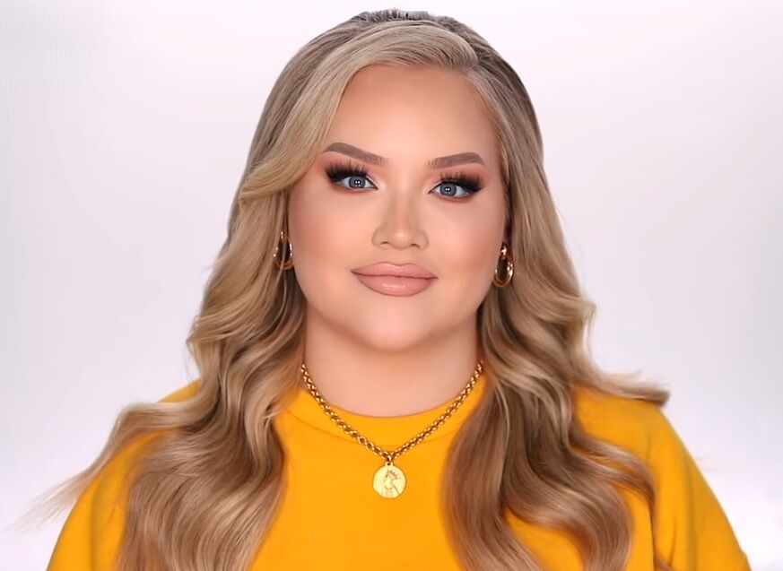 Major Instagram & YouTube celebrity comes out as transgender after