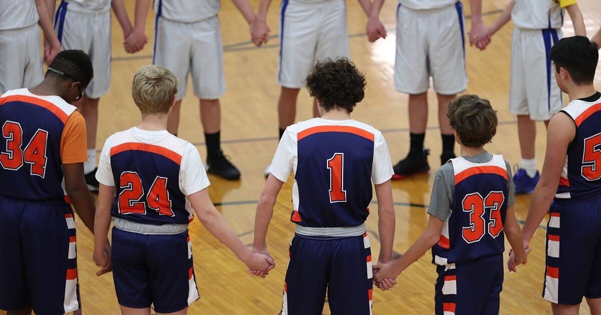 Cis student kicked off boys' basketball team due to birth certificate error in nightmarish ordeal - LGBTQ Nation