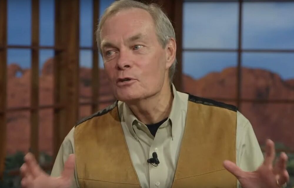 Andrew Wommack waving his hands