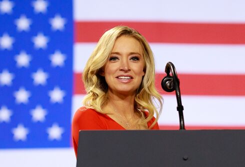 Trump official Kayleigh McEnany says Democrats “are erasing parents” in unhinged rant