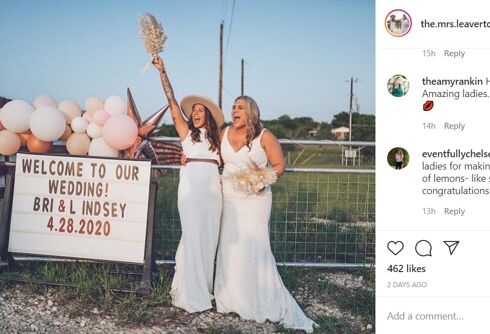 A lesbian couple held a pandemic wedding at a drive-in movie theater & walked down an aisle of cars