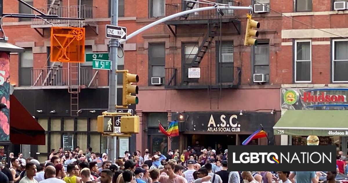 Shocking Photo Shows Dozens Of Unmasked Gay Men Partying On Nyc Street