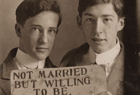Historical photos of men in love: They were born 120 years too early