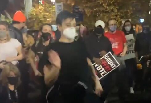 Philly progressives held an all-night dance party in front of angry Trump supporters