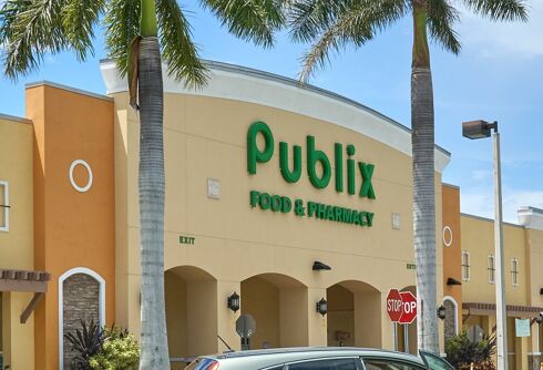 Publix apologizes after employee refused to write “trans” on a cake
