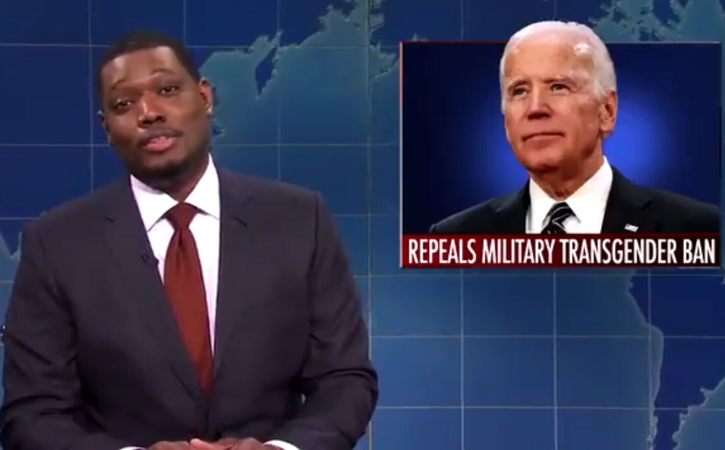 Michael Che telling the joke on SNL