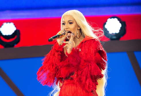 Cardi B goes off on “idiot” conservative that was rambling on about her “WAP” performance