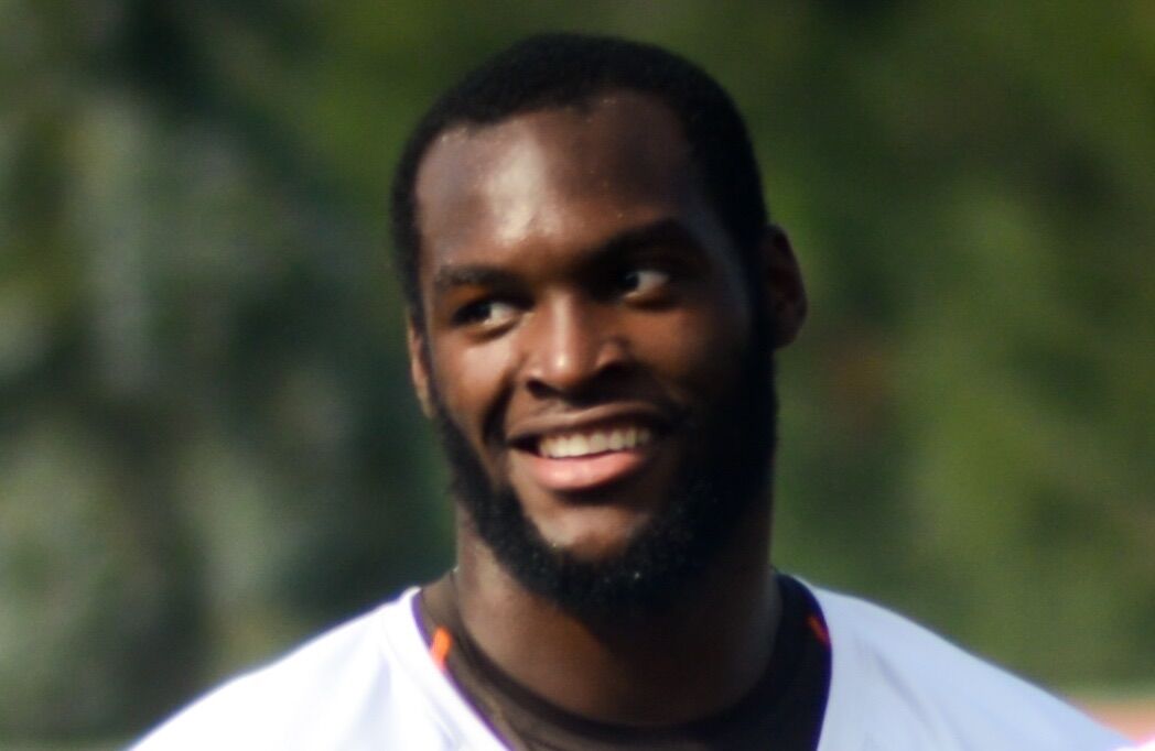 NFL player arrested for allegedly sexually assaulting a male teenager
