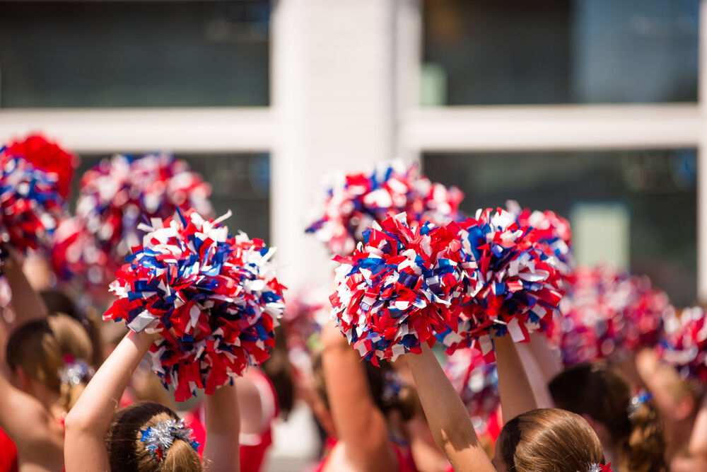 cheerleaders' pom poms