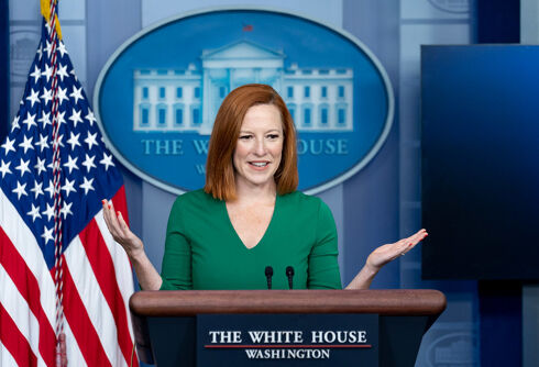 Jen Psaki schooled Fox reporter who took a Republican governor’s publicity stunt seriously