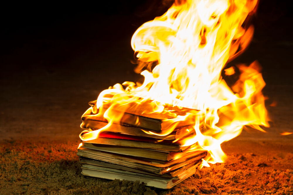 books burning