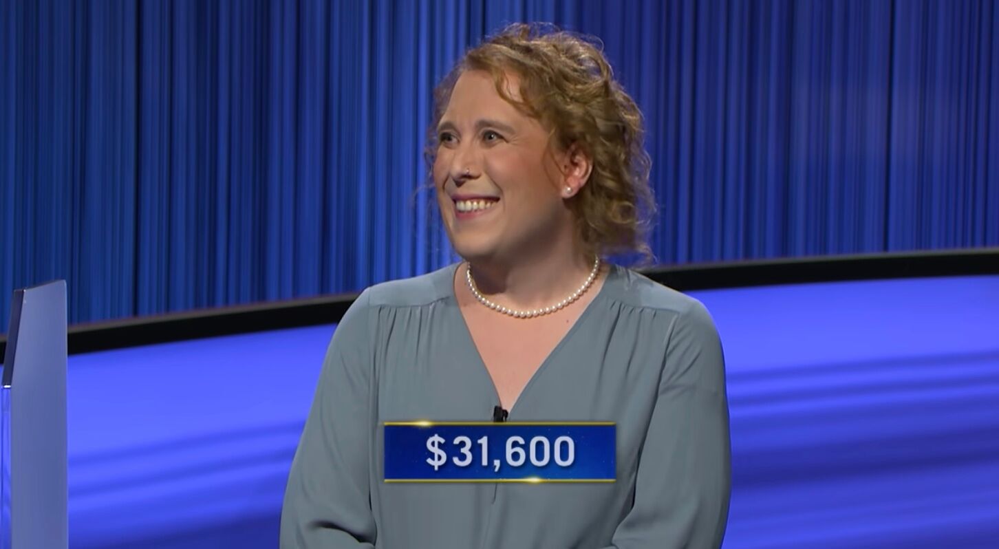 Amy Schneider on the November 19 episode of "Jeopardy!"