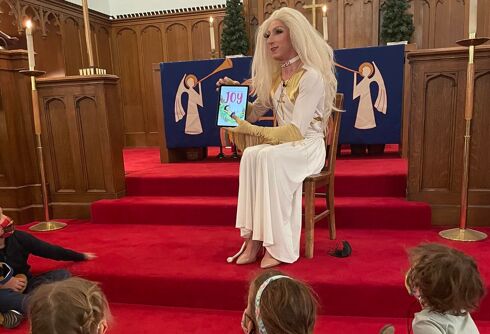 Conservatives blast pastor who dressed in drag to teach kids about joy