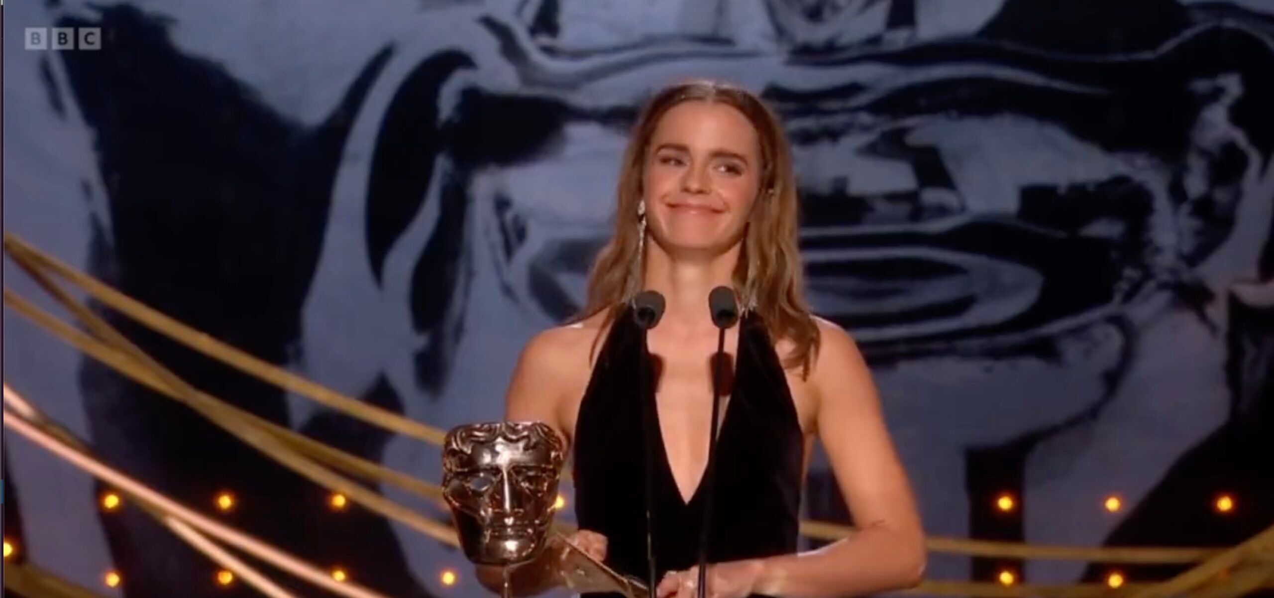 Emma Watson makes subtle dig at J.K. Rowling during awards show - LGBTQ  Nation