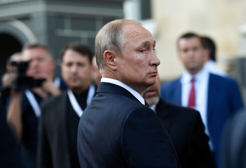 Russia fines Facebook, Instagram & TikTok for violating gay propaganda ban