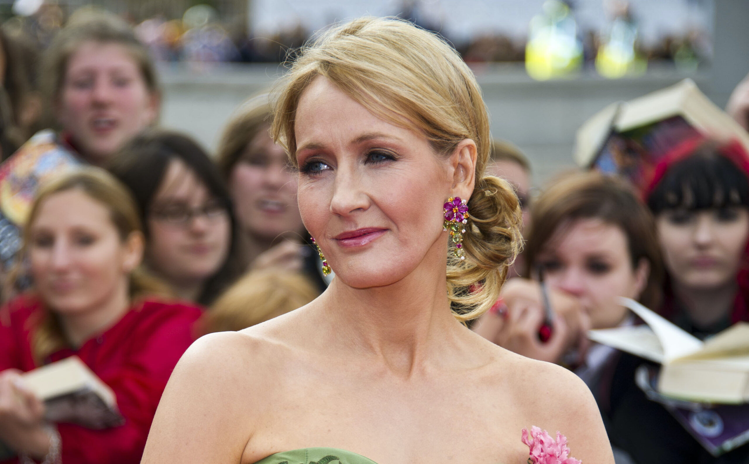 JK Rowling, transgender inmates, New Jersey