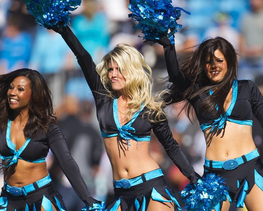 Nov. 21 2010 - The TopCats perform at a Carolina Panthers game