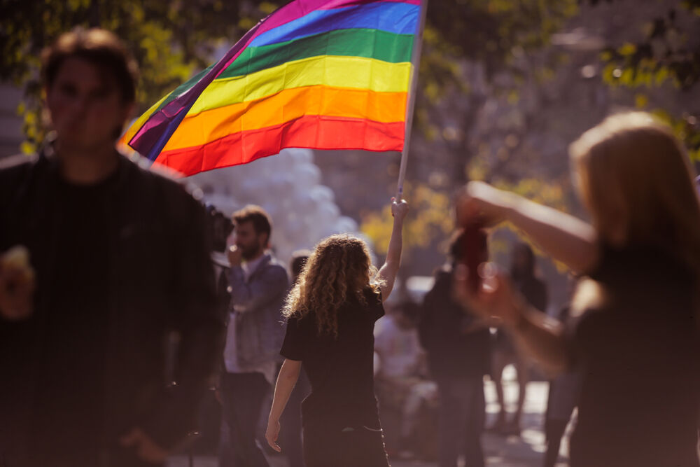 Thousands of Serbians protest upcoming LGBTQ Pride parade for the second time